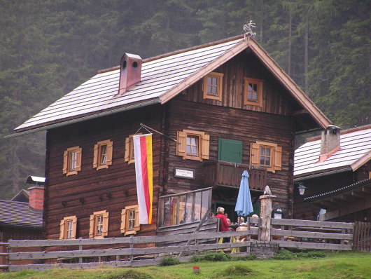 Die Zandlacher Hütte.